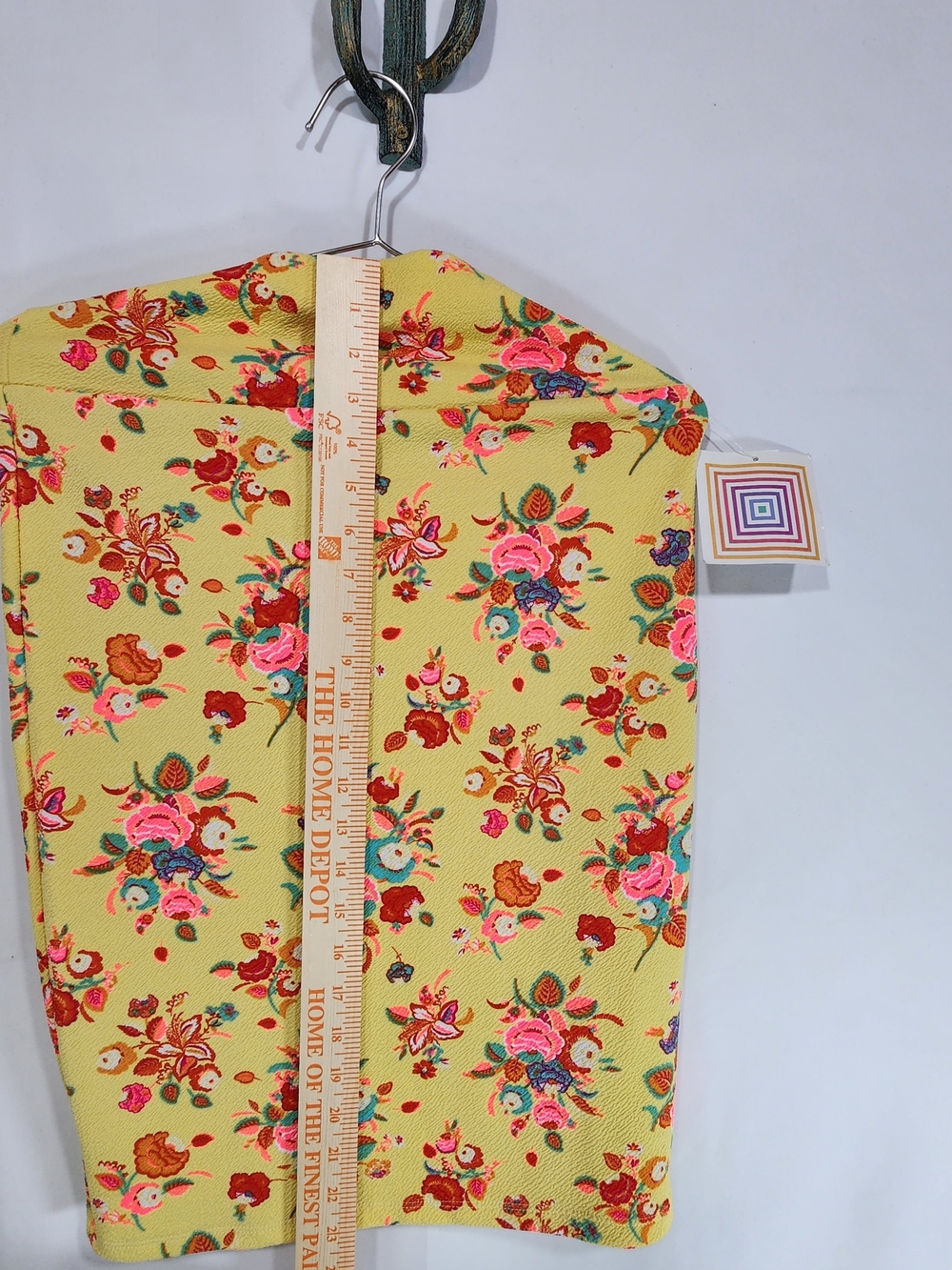 NWT Luluroe Cassie Yellow Floral Pull On Wide Waistband Stretch Pencil Skirt Sm - Picture 2 of 5